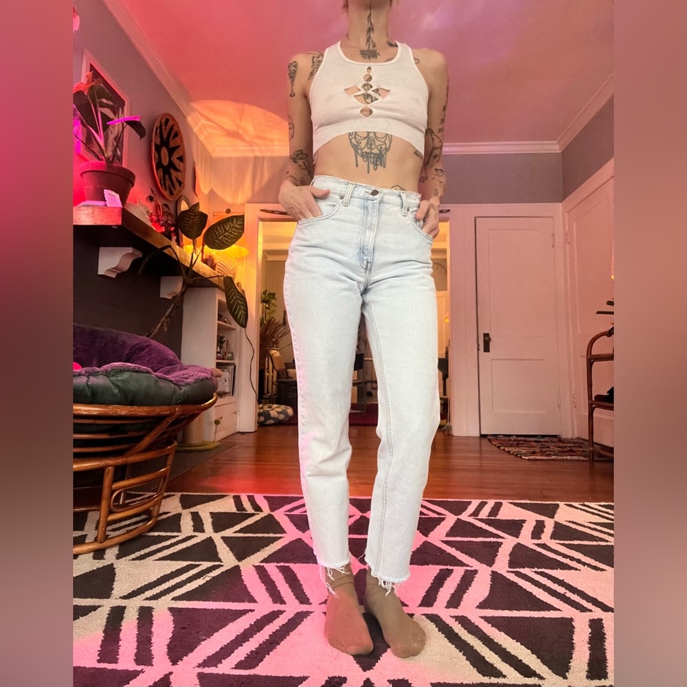 *vintage* Levi's light washed high waisted relaxed fit jeans